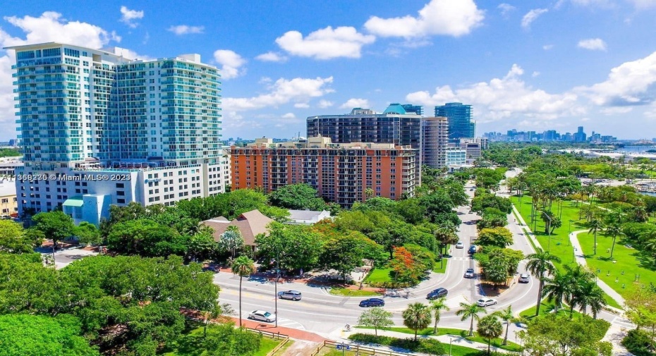 Biscayne Bay at your door.
