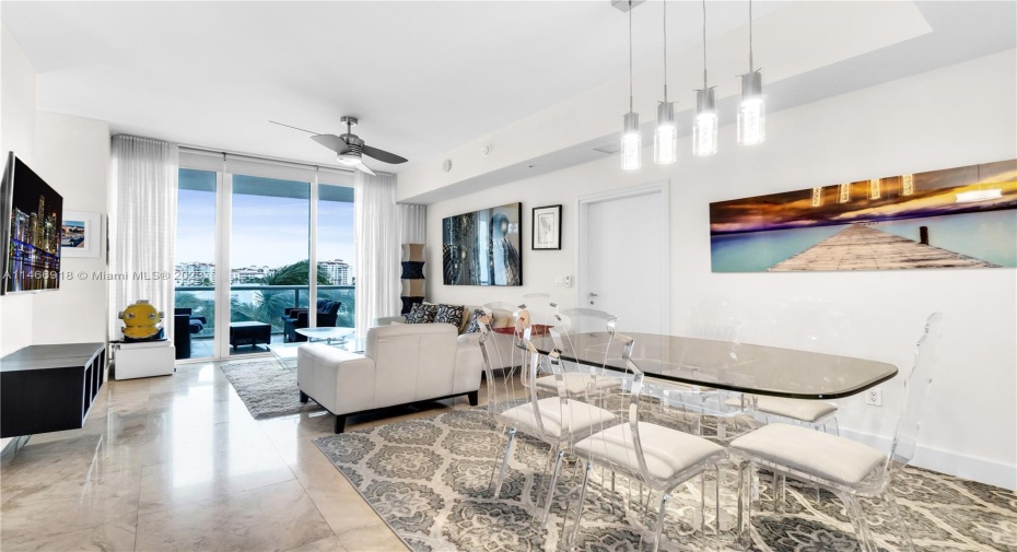 DINING/LIVING AREA