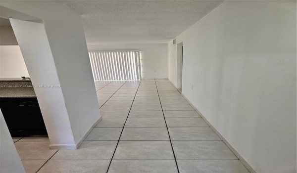 Foyer / Entrance