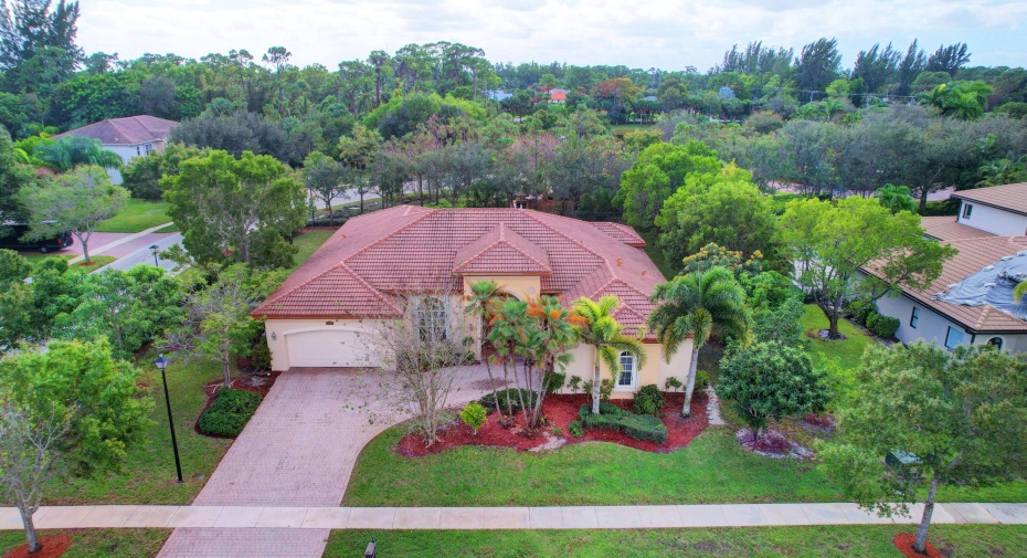 8123 Woodslanding Trail, West Palm Beach, Florida 33411, 4 Bedrooms Bedrooms, ,3 BathroomsBathrooms,Single Family,For Sale,Woodslanding,RX-10938209
