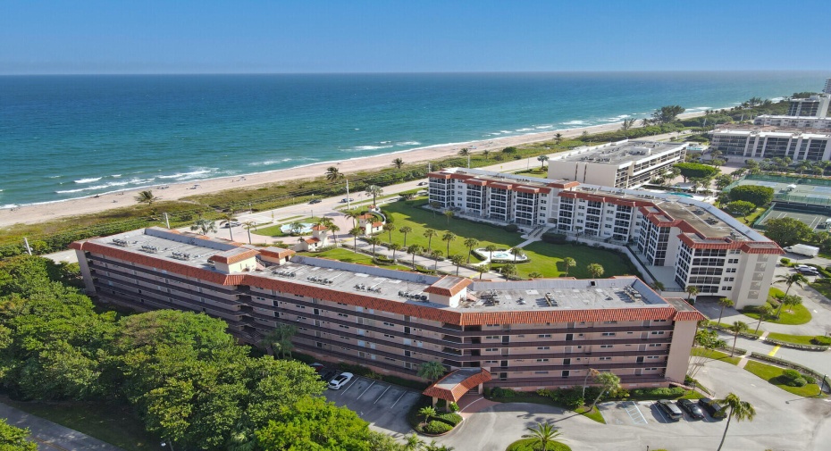 2871 N Ocean Boulevard Unit C417, Boca Raton, Florida 33431, 2 Bedrooms Bedrooms, ,2 BathroomsBathrooms,Condominium,For Sale,Ocean,4,RX-10937566