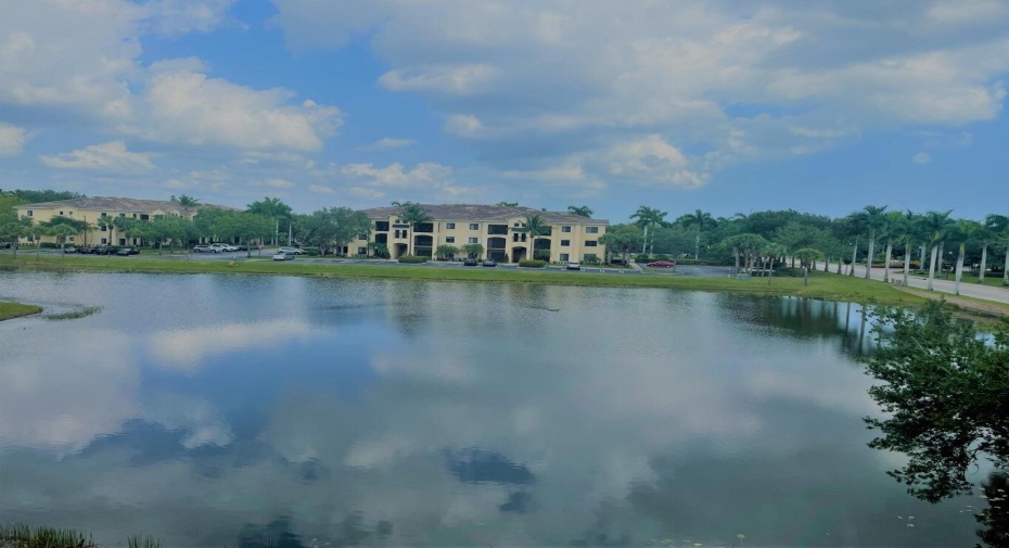 2915 Tuscany Court Unit 304, Palm Beach Gardens, Florida 33410, 2 Bedrooms Bedrooms, ,2 BathroomsBathrooms,Condominium,For Sale,Tuscany,3,RX-10933747