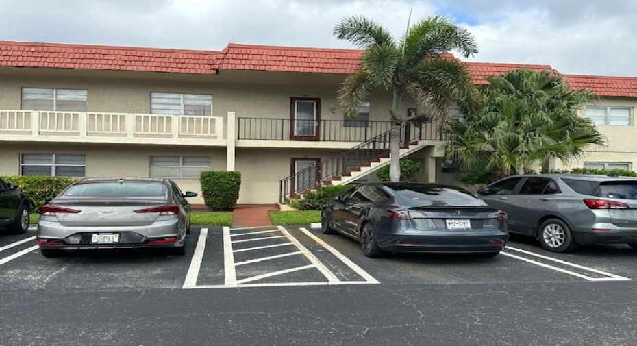 2 Abbey Lane Unit 107, Delray Beach, Florida 33446, 2 Bedrooms Bedrooms, ,2 BathroomsBathrooms,Condominium,For Sale,Abbey,1,RX-10938919
