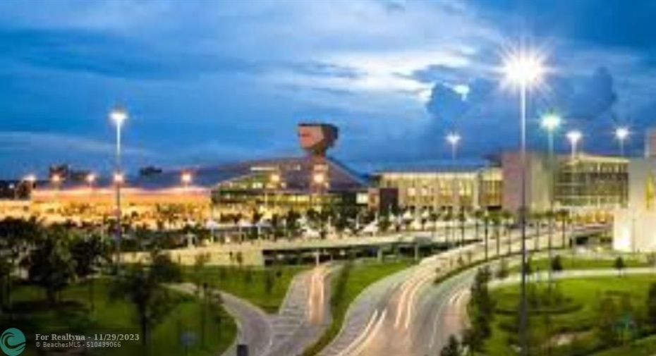 Miami International Airport30 minutes