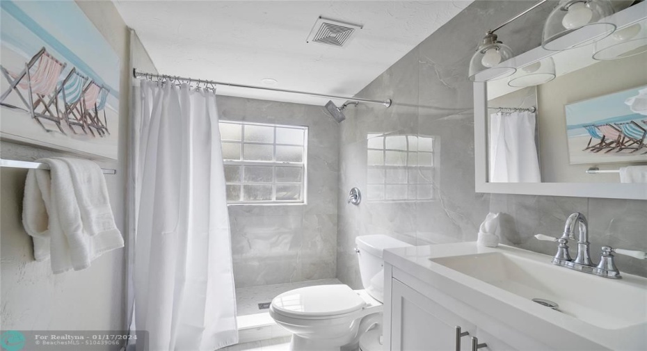 Front house master bath