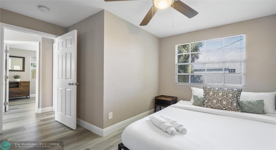 Rear home bed 2