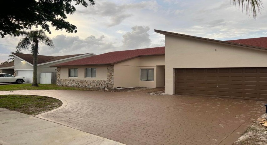 12831 SW 119th Street, Miami, Florida 33186, 4 Bedrooms Bedrooms, ,2 BathroomsBathrooms,Residential Lease,For Rent,119th,1,RX-10939166