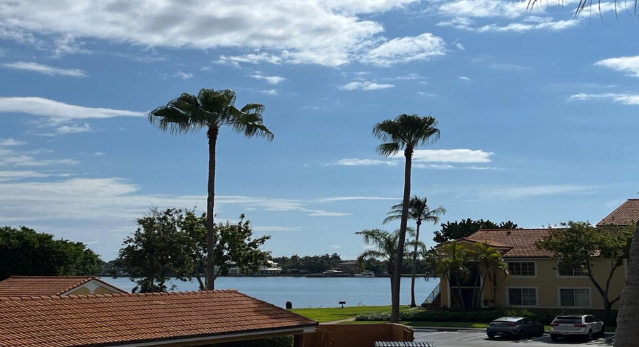 160 Yacht Club Way Unit 209, Hypoluxo, Florida 33462, 2 Bedrooms Bedrooms, ,1 BathroomBathrooms,Condominium,For Sale,Yacht Club,2,RX-10892224