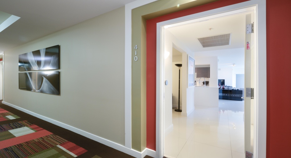 550 Okeechobee Boulevard Unit 410, West Palm Beach, Florida 33401, 2 Bedrooms Bedrooms, ,2 BathroomsBathrooms,Residential Lease,For Rent,Okeechobee,4,RX-10939625