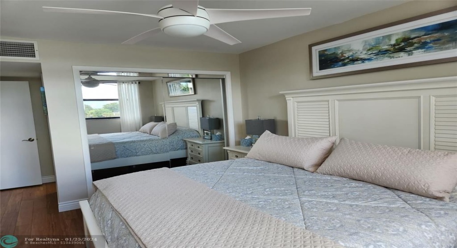 Second bedroom
