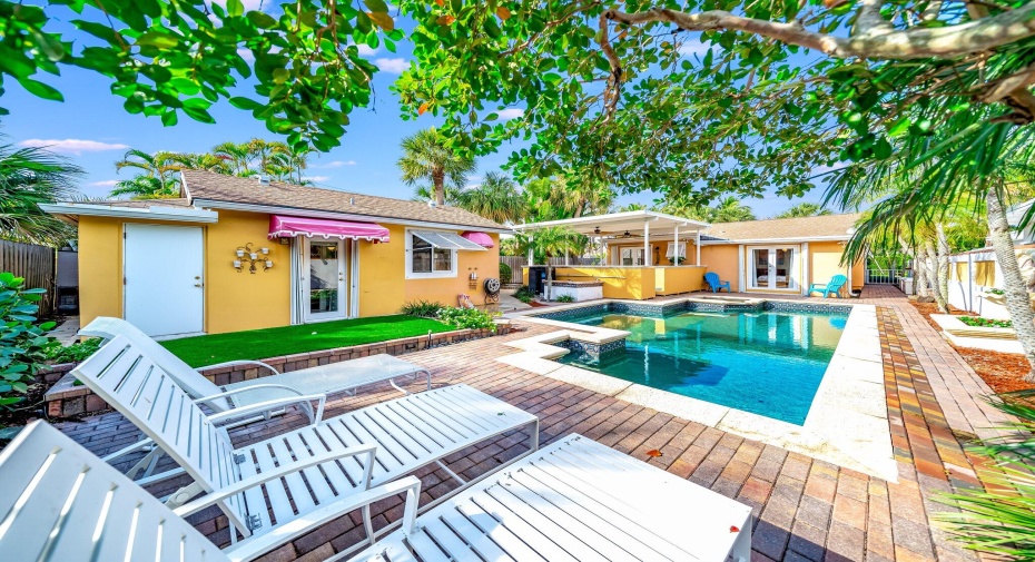 205 18th Avenue, Lake Worth Beach, Florida 33460, 4 Bedrooms Bedrooms, ,3 BathroomsBathrooms,Residential Lease,For Rent,18th,RX-10909645