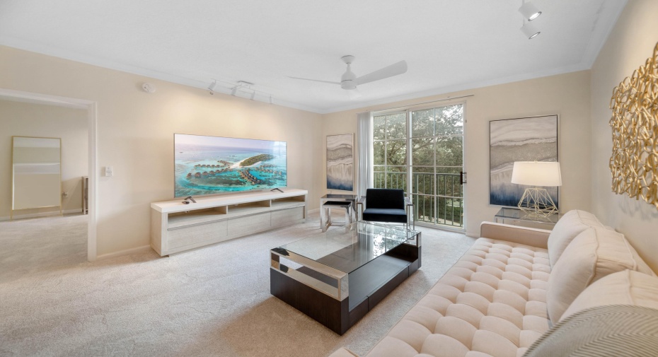 720 S Sapodilla Avenue Unit 301, West Palm Beach, Florida 33401, 2 Bedrooms Bedrooms, ,2 BathroomsBathrooms,Residential Lease,For Rent,Sapodilla,3,RX-10919205