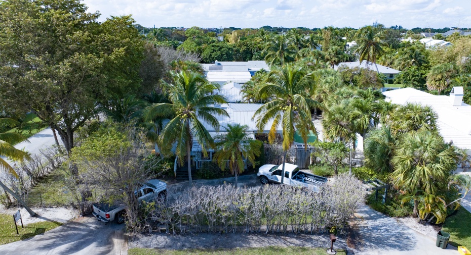 402 Palm Trail, Delray Beach, Florida 33483, 3 Bedrooms Bedrooms, ,3 BathroomsBathrooms,Single Family,For Sale,Palm,RX-10940799