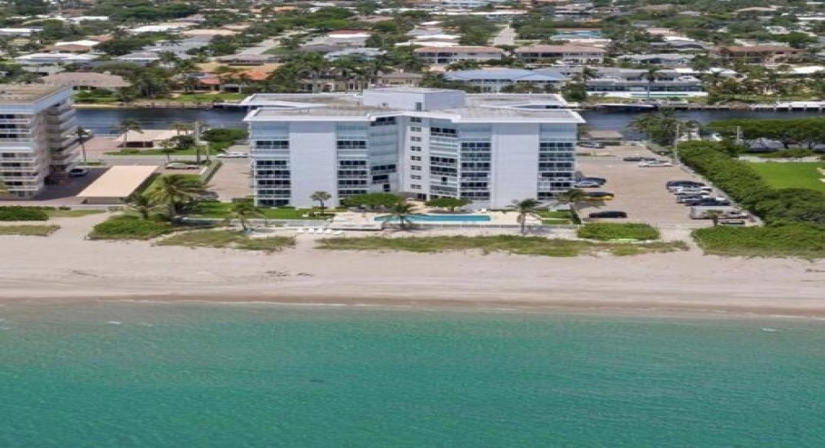 1057 Hillsboro Mile Unit 223, Hillsboro Beach, Florida 33062, 2 Bedrooms Bedrooms, ,2 BathroomsBathrooms,Residential Lease,For Rent,Hillsboro Mile,223,RX-10927865