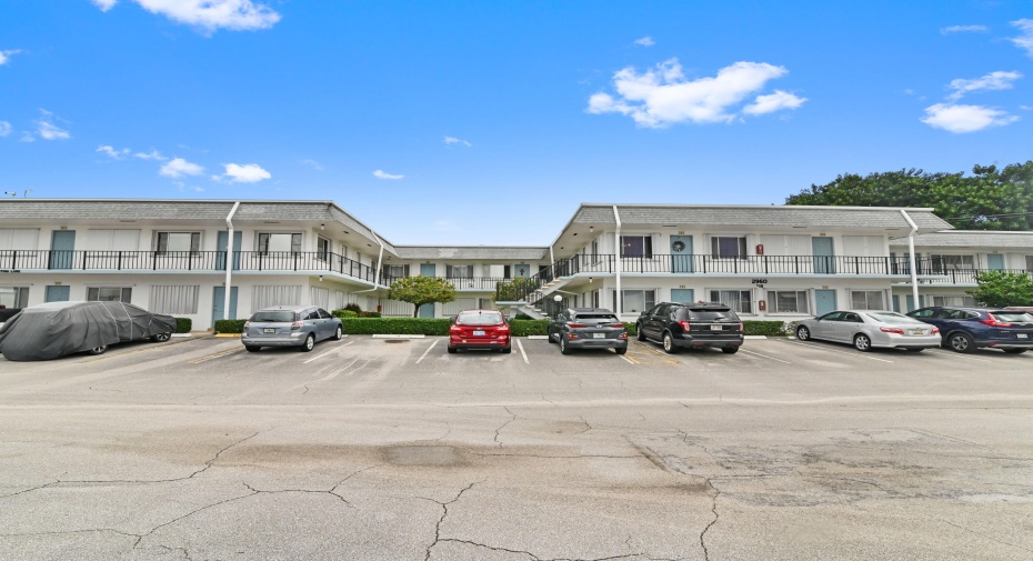 2960 Cynthia Lane Unit 205, Lake Worth Beach, Florida 33461, 2 Bedrooms Bedrooms, ,2 BathroomsBathrooms,Condominium,For Sale,Cynthia,2,RX-10941579