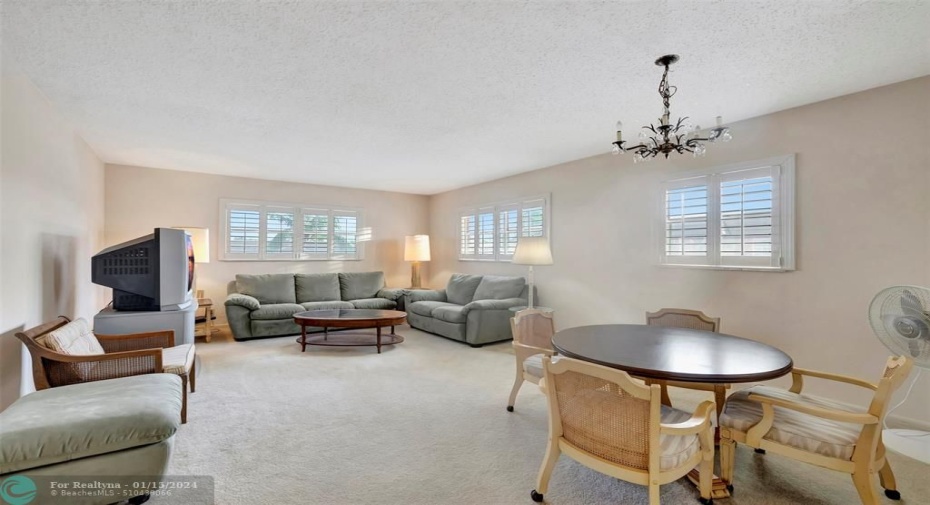 Ready for you to move-in right away or undergo a renovation to update it to your style/preferences. With over 1,000 sq ft the floor plan features a generous living space .