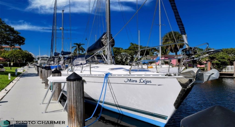 Boat dockage is available at $38 per ft - per year for boats up to 50 ' OAL