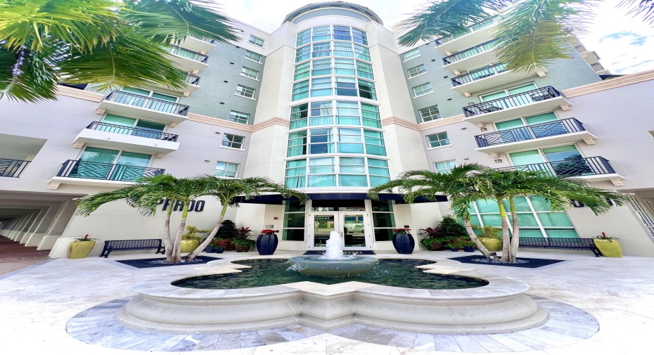 600 S Dixie Highway Unit 511, West Palm Beach, Florida 33401, 2 Bedrooms Bedrooms, ,2 BathroomsBathrooms,Condominium,For Sale,Dixie,5,RX-10941932