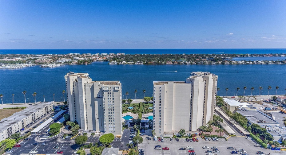 1801 S Flagler Drive Unit 306, West Palm Beach, Florida 33401, 1 Bedroom Bedrooms, ,1 BathroomBathrooms,Condominium,For Sale,Flagler,3,RX-10860833