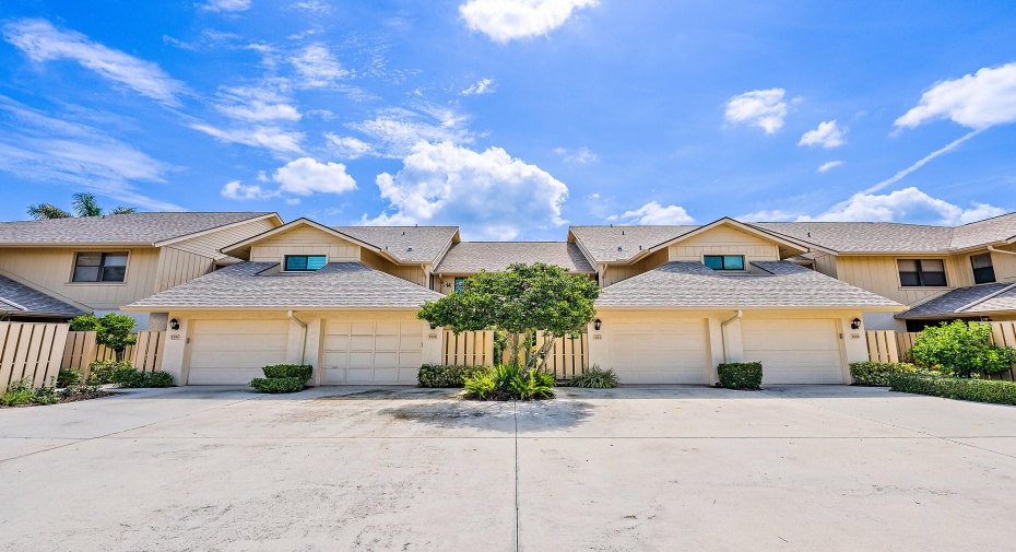 17109 Waterbend Drive Unit 124, Jupiter, Florida 33477, 2 Bedrooms Bedrooms, ,2 BathroomsBathrooms,Residential Lease,For Rent,Waterbend,124,RX-10913548