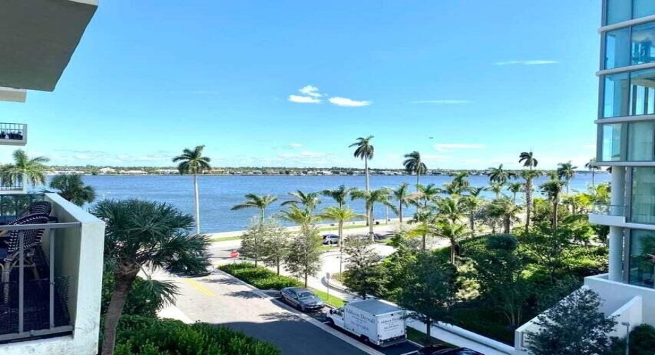 1501 S Flagler Drive Unit 5f, West Palm Beach, Florida 33401, 2 Bedrooms Bedrooms, ,2 BathroomsBathrooms,Residential Lease,For Rent,S Flagler,5,RX-10942650