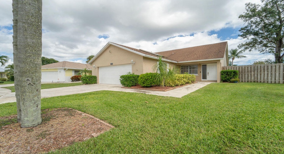 189 Raintree Trail, Jupiter, Florida 33458, 3 Bedrooms Bedrooms, ,2 BathroomsBathrooms,Residential Lease,For Rent,Raintree,1,RX-10931338