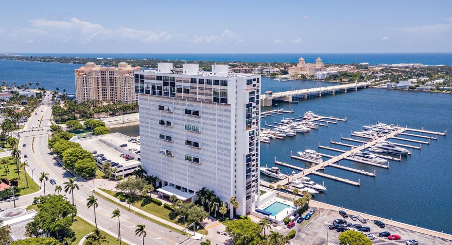 400 N Flagler Drive Unit 1003, West Palm Beach, Florida 33401, 2 Bedrooms Bedrooms, ,2 BathroomsBathrooms,Residential Lease,For Rent,Flagler,10,RX-10942862