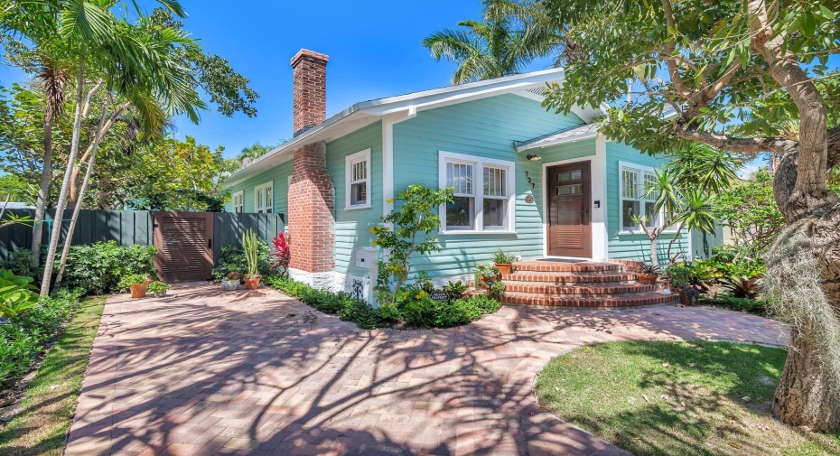 727 Palm Street, West Palm Beach, Florida 33401, 3 Bedrooms Bedrooms, ,2 BathroomsBathrooms,Residential Lease,For Rent,Palm,RX-10884129