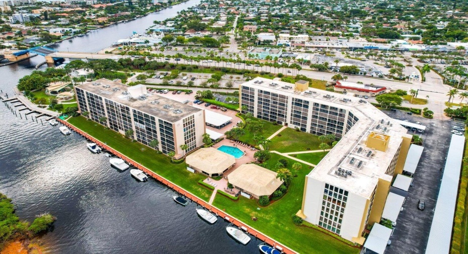 1631 Riverview Road Unit 707, Deerfield Beach, Florida 33441, 2 Bedrooms Bedrooms, ,2 BathroomsBathrooms,Condominium,For Sale,Riverview,7,RX-10943332