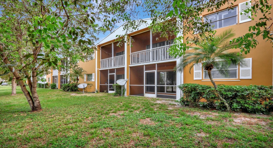 1505 Crescent Circle Unit A15, Lake Park, Florida 33403, 2 Bedrooms Bedrooms, ,1 BathroomBathrooms,Residential Lease,For Rent,Crescent,1,RX-10943400