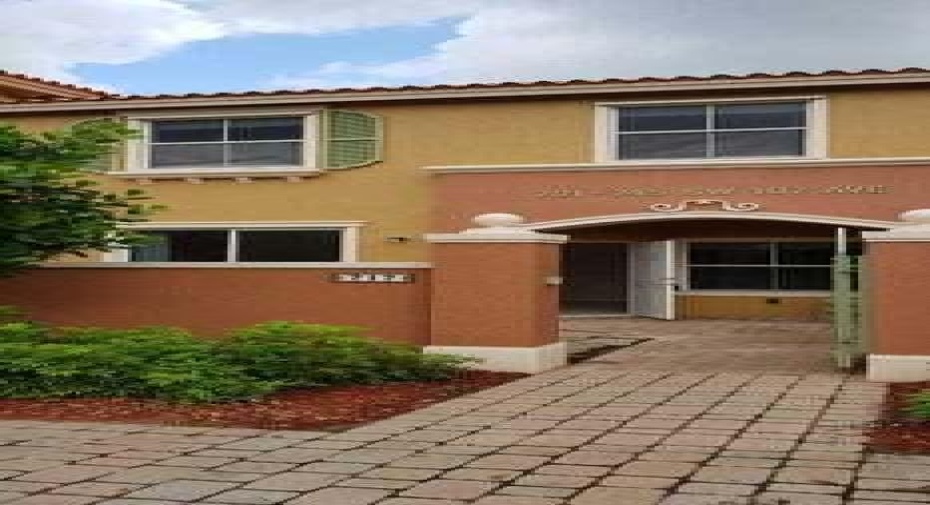 717 SW 107th Avenue Unit 2203, Pembroke Pines, Florida 33025, 2 Bedrooms Bedrooms, ,2 BathroomsBathrooms,Residential Lease,For Rent,107th,RX-10943521