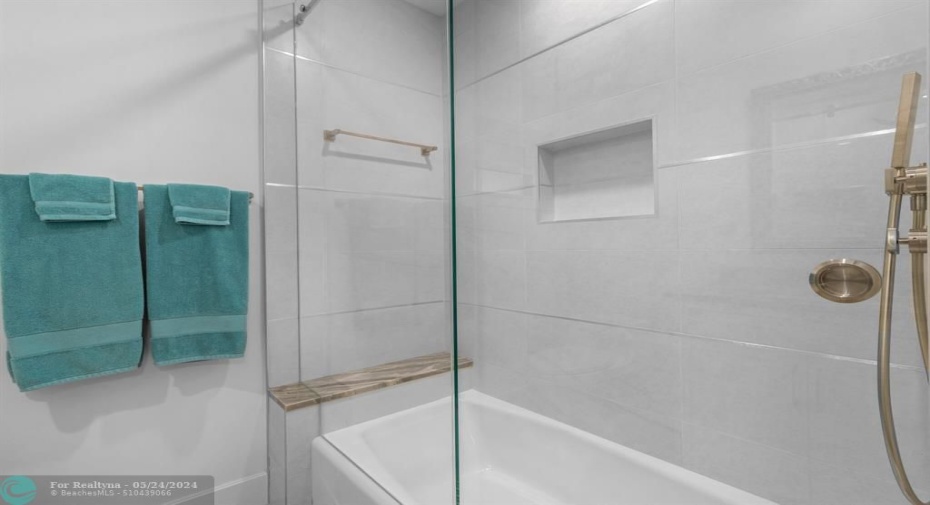 en suite bathroom