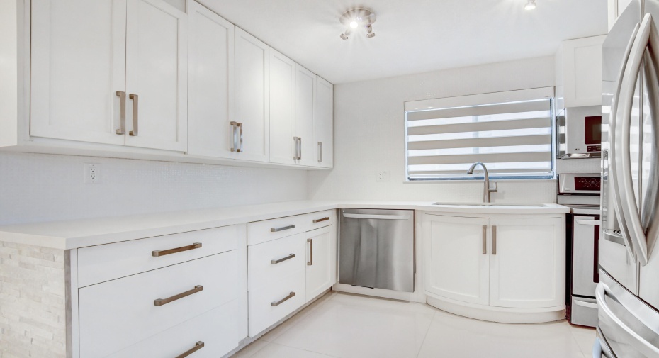 15109 Ashland Drive Unit 335, Delray Beach, Florida 33484, 2 Bedrooms Bedrooms, ,2 BathroomsBathrooms,Residential Lease,For Rent,Ashland,2,RX-10943954
