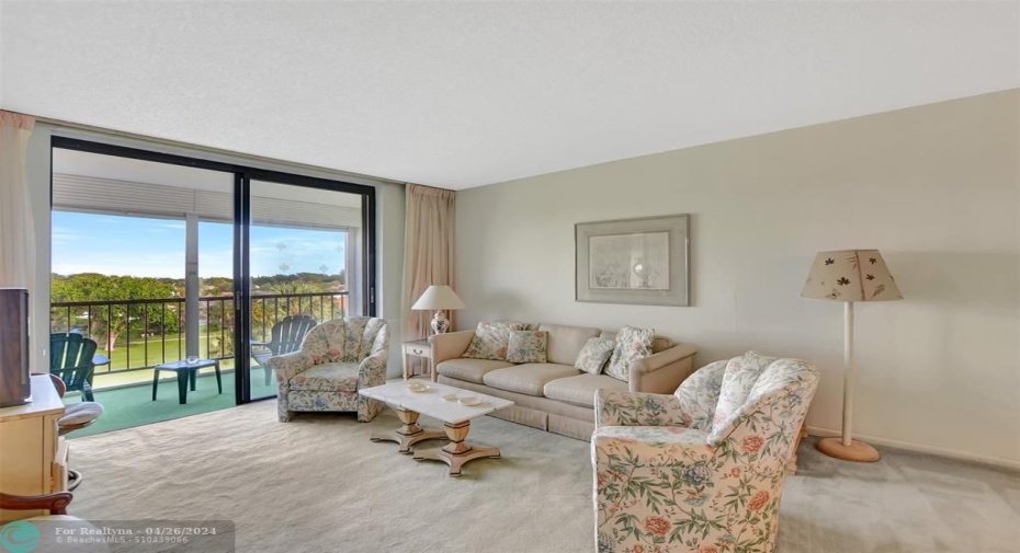 2/2 Condo in the Palms of Deer Creek with spectacular Golf Course Views!