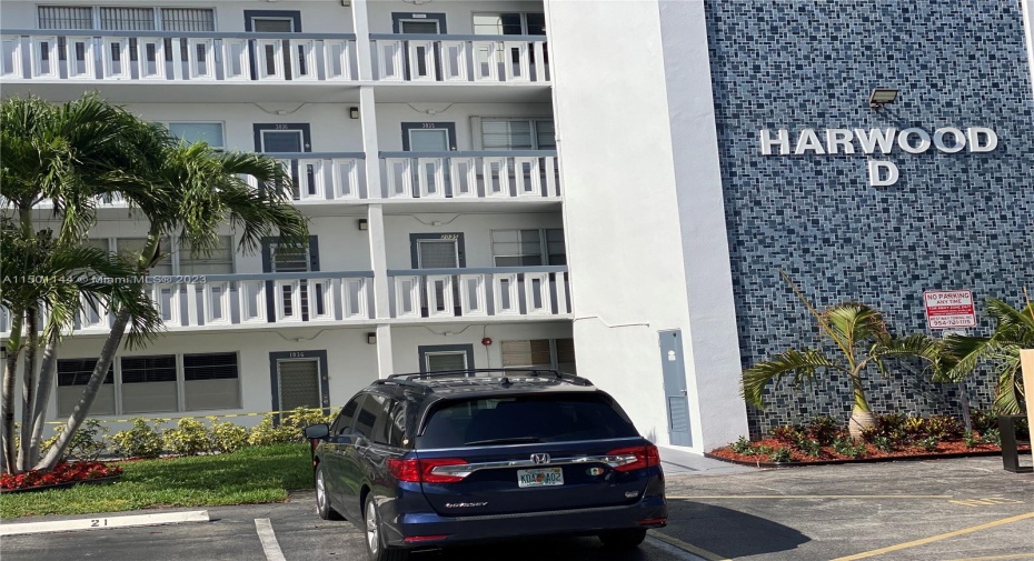 EXTERIOR FRONT