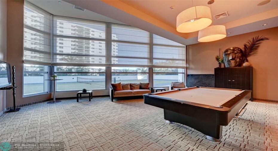 billiard room