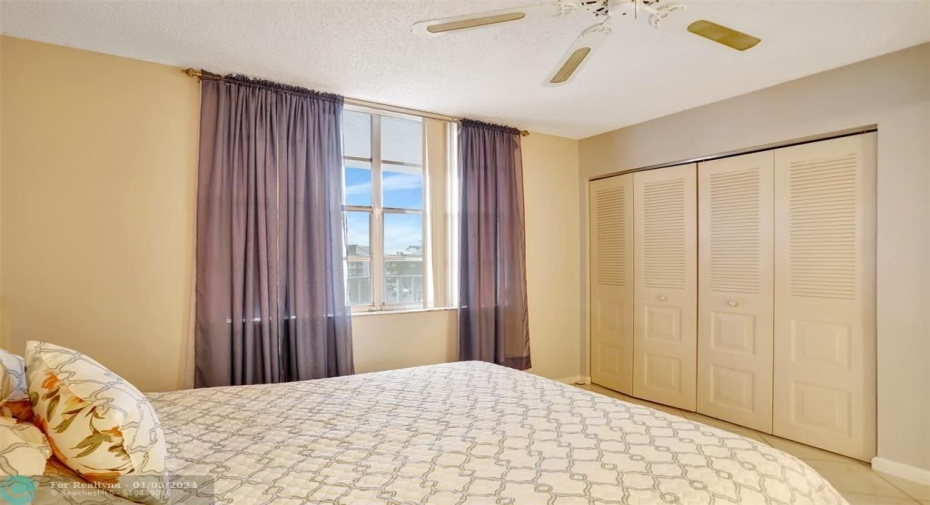 2nd bedroom, large closet.