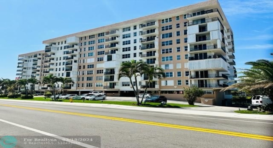 Opal Towers West Hillsboro Mile