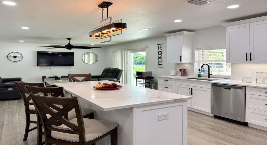 224 Akron Road, Lake Worth, Florida 33467, 2 Bedrooms Bedrooms, ,2 BathroomsBathrooms,Residential Lease,For Rent,Akron,RX-10937342