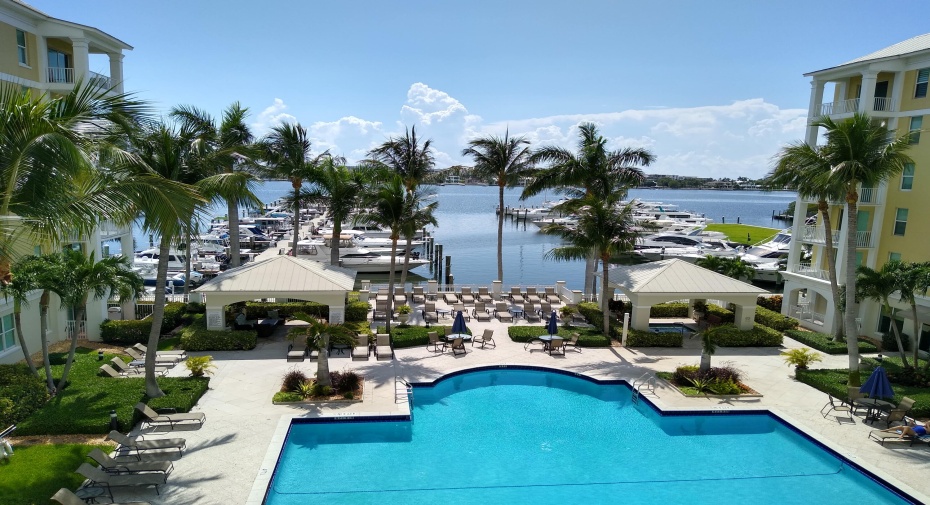 806 E Windward Way Unit 410, Lantana, Florida 33462, 3 Bedrooms Bedrooms, ,2 BathroomsBathrooms,Residential Lease,For Rent,Windward,4,RX-10892670