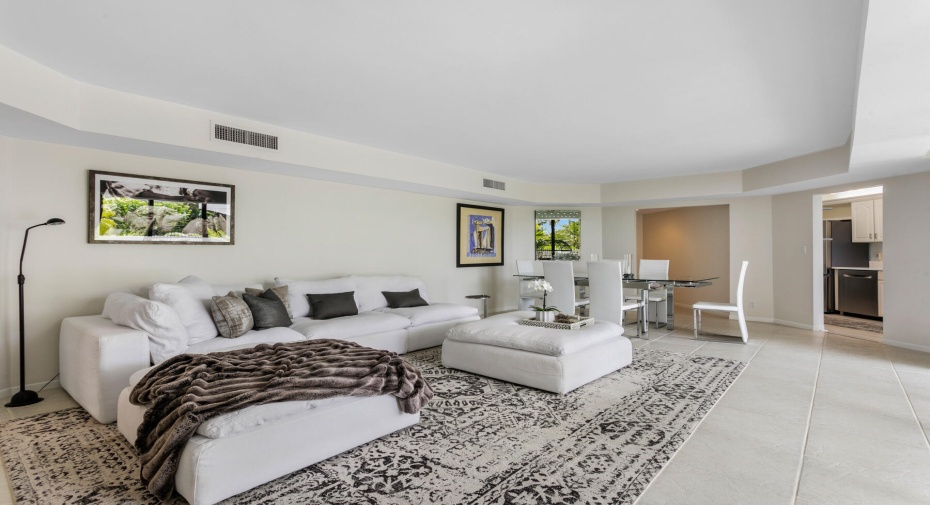 2860 S Ocean Boulevard Unit 111, Palm Beach, Florida 33480, 1 Bedroom Bedrooms, ,1 BathroomBathrooms,Condominium,For Sale,Ocean,1,RX-10913496