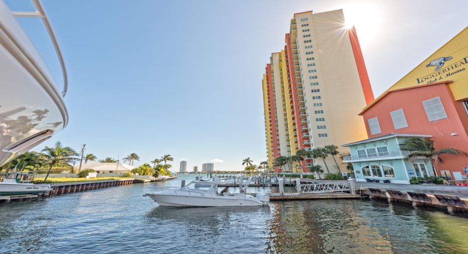 2650 Lake Shore Drive Unit 203, Riviera Beach, Florida 33404, 3 Bedrooms Bedrooms, ,3 BathroomsBathrooms,Residential Lease,For Rent,Lake Shore,2,RX-10936676