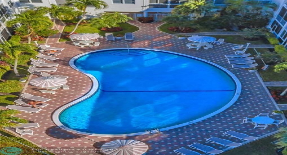 Beach & Boat Lovers Dream Rental!.. Live across the street from the beach in this highly demanded seasonal rental! This quaint but active community features a Private Beach Access, Boat Dock, Large Heated Pool, Fitness Room, Rec Room, New Laundry facility, Shuffleboard, BBQ Area & plenty of lounging areas. This cozy, clean, 3rd floor, 2/2 comes fully furnished in move in condition. also features a pool area view, close to the elevator, parking space, etc. just bring a toothbrush!.