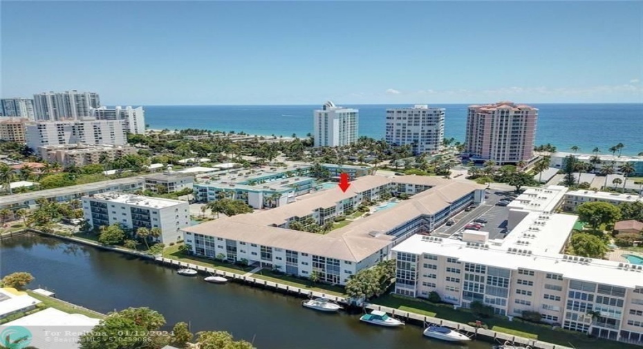 Beach & Boat Lovers Dream Rental!.. Live across the street from the beach in this highly demanded seasonal rental! This quaint but active community features a Private Beach Access, Boat Dock, Large Heated Pool, Fitness Room, Rec Room, New Laundry facility, Shuffleboard, BBQ Area & plenty of lounging areas. This cozy, clean, 3rd floor, 2/2 comes fully furnished in move in condition. also features a pool area view, close to the elevator, parking space, etc. just bring a toothbrush!.