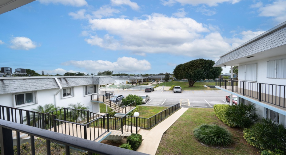 3402 Cynthia Lane Unit 208, Lake Worth Beach, Florida 33461, 1 Bedroom Bedrooms, ,1 BathroomBathrooms,Condominium,For Sale,Cynthia,2,RX-10946082