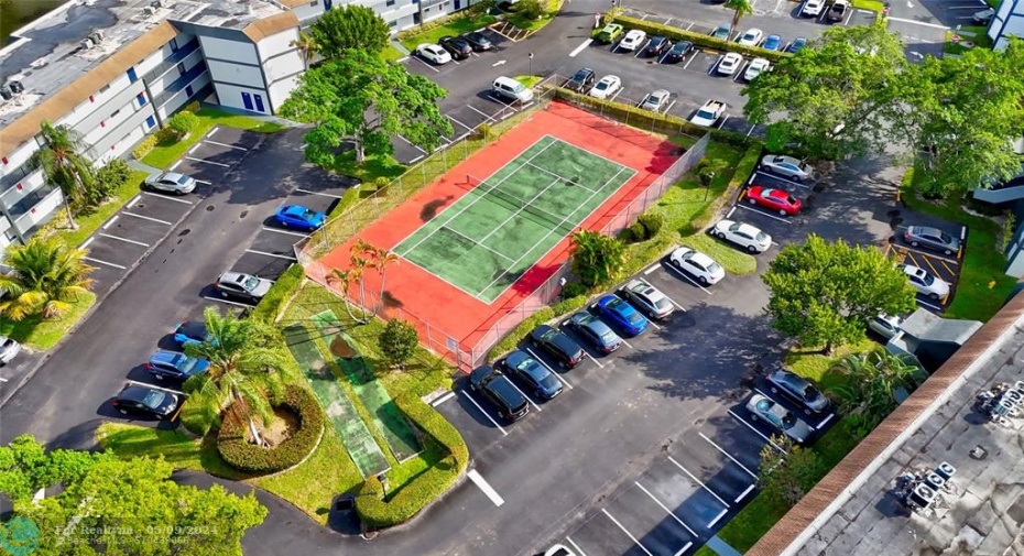 Tennis court