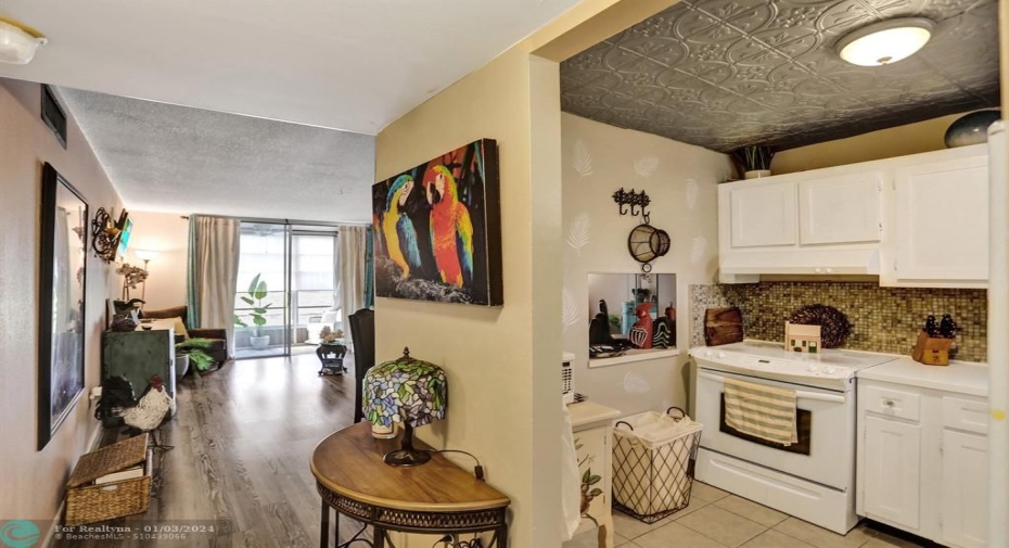 Hallway to Kitchen