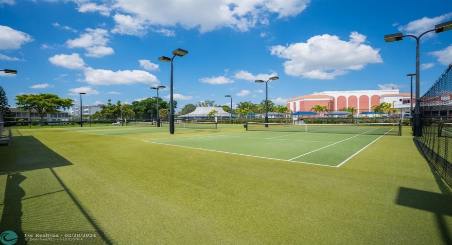 Clubhouse Tennis