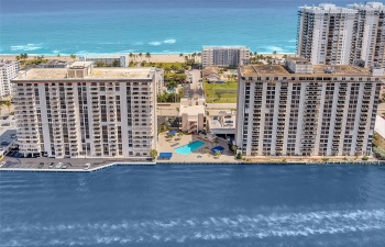 THIS BUILDING MAKES YOU FEEL LIKE YOU ARE ON VACATION 365 DAYS PER YEAR!