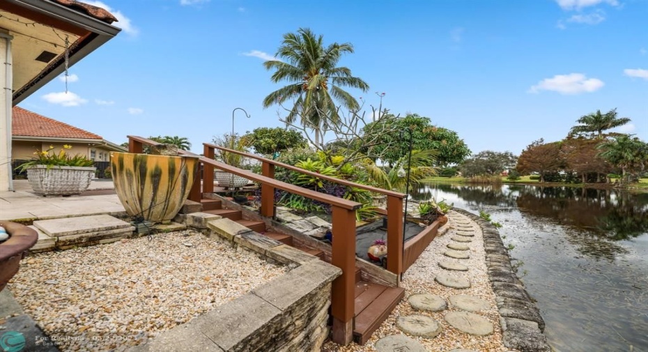 Exterior walking path